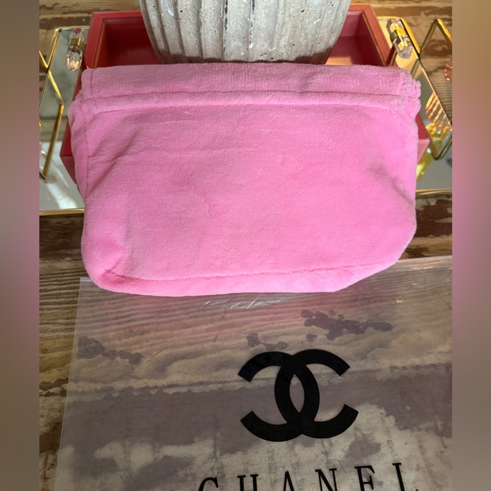 Chanel Precision Bag-🌸PINK🌸
Brand New!
🔥FLASH SALE🔥 - Picture 8 of 10